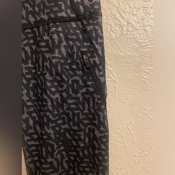 lululemon athletica Leggings - Picture 4 of 8